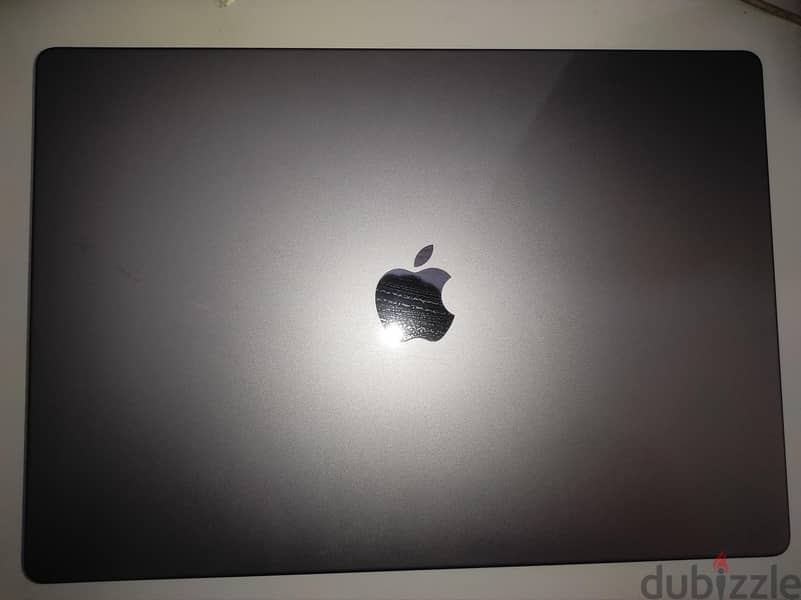 MacBook M1 Max 1