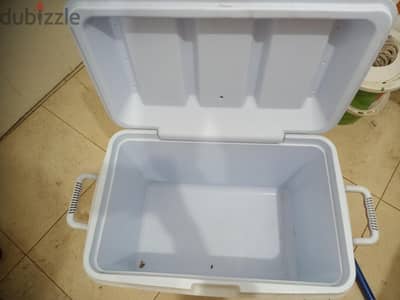 ايس بوكس Rubbermaid