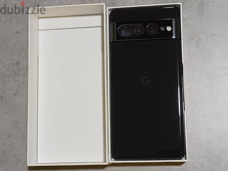 Google Pixel 7 Pro256 gb  like new 1