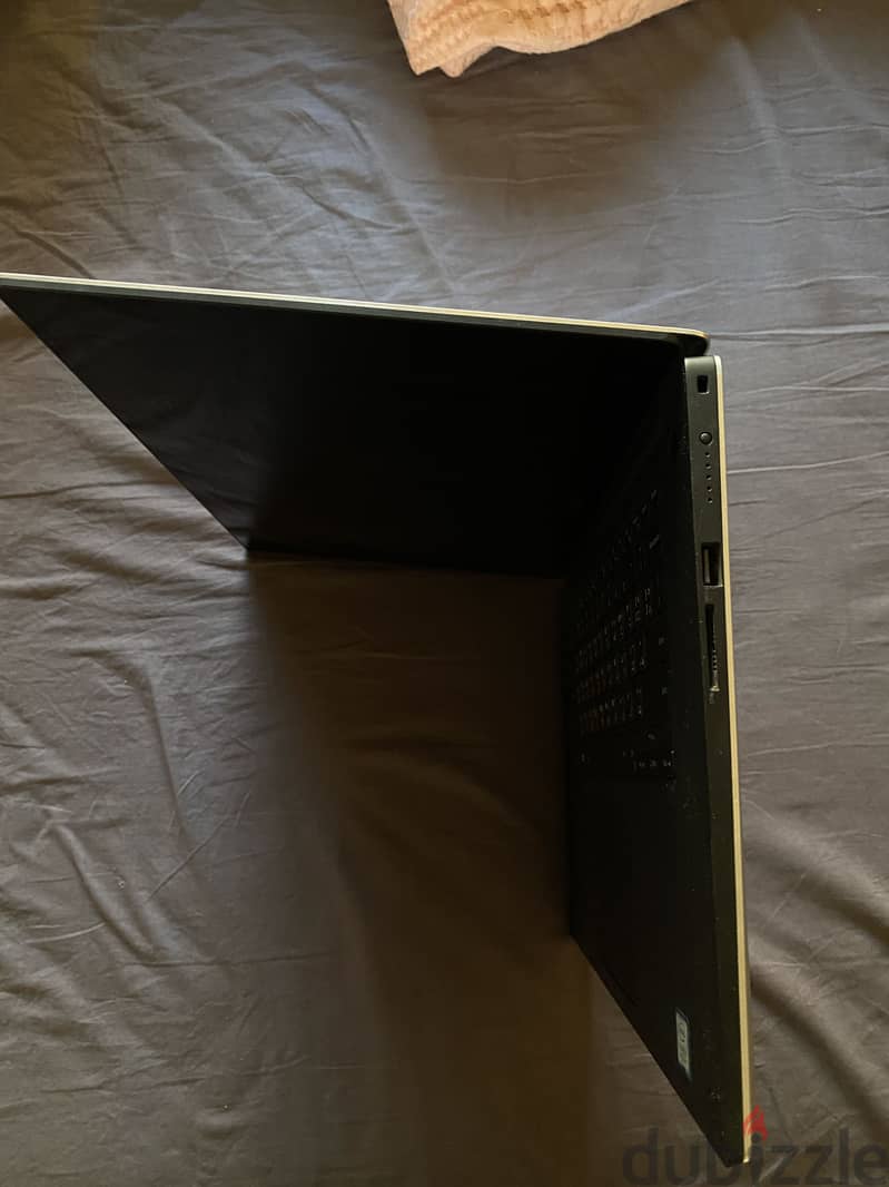 Dell XPS 15 9570 – Powerful Performance & 4K Touch Display 3