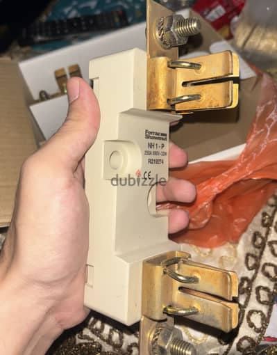 قواعد فيوزات صناعية Mersen / Ferraz Shawmut NH1 - 250A جديدة
