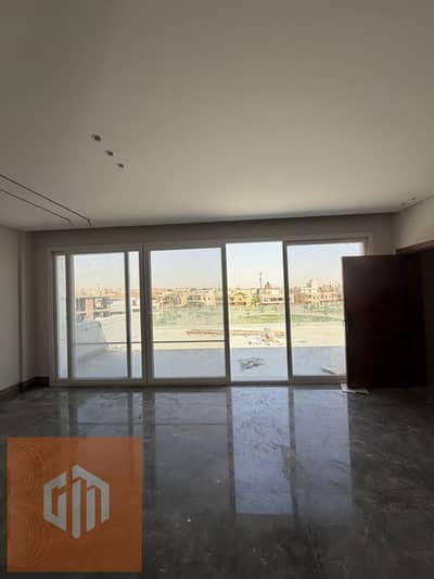 First use Penthouse for rent in West Golf prime location, New Cairo