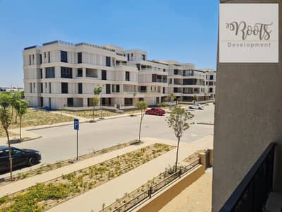 للبيع شقة استلام فوري بموقع مميزلاند سكيب فيو في كمبوند فاي الشيخ زايد For Sale Apartment, Ready To Move in Vye Compound, Zayed