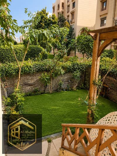Owner very eager to sell!  Ground-floor apartment with garden opportunity in front of Rehab Club