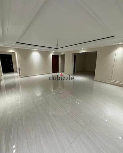 شقه  متشطبه بالتكييفات استلام فورى في فيلدج ويست الشيخ زايد بالقرب من Etapa و Beverly Hills و دقائق من Arkan Plaza