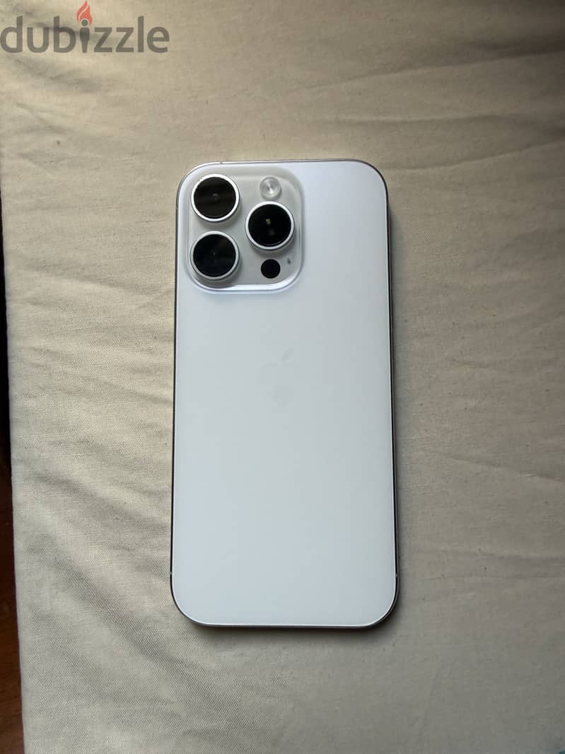 Apple - iPhone 16 Pro 2