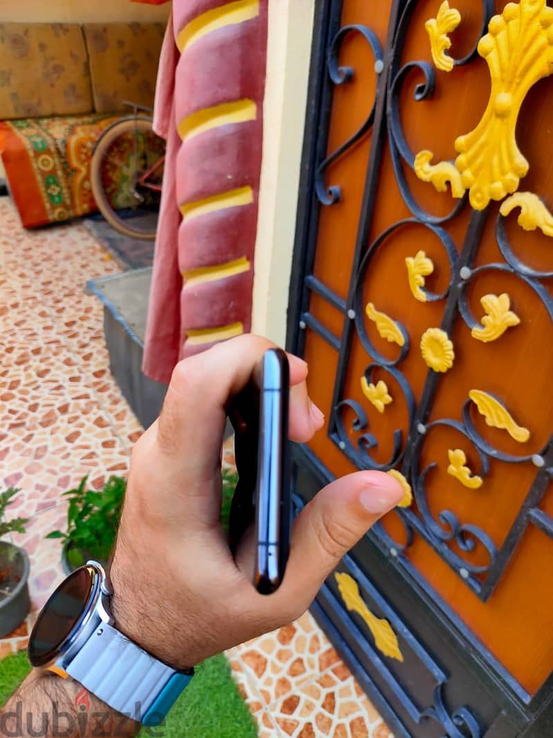 OPPO Find X5 2