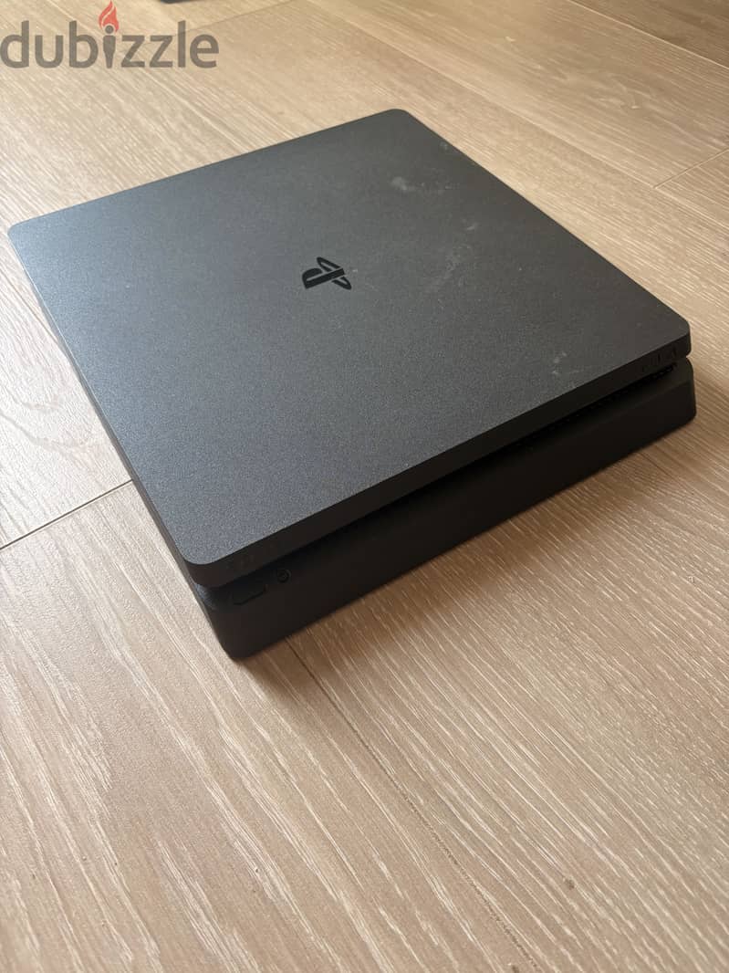Playstation 4 - 500GB 1