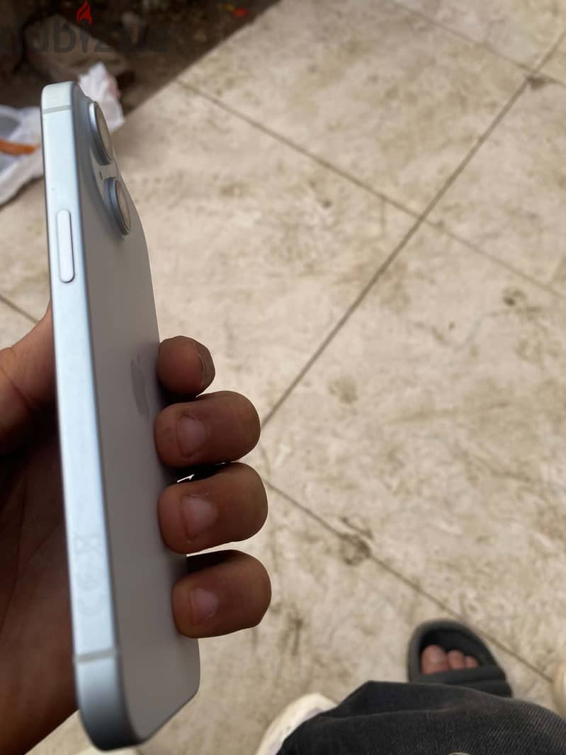 آبل - آيفون 15 3