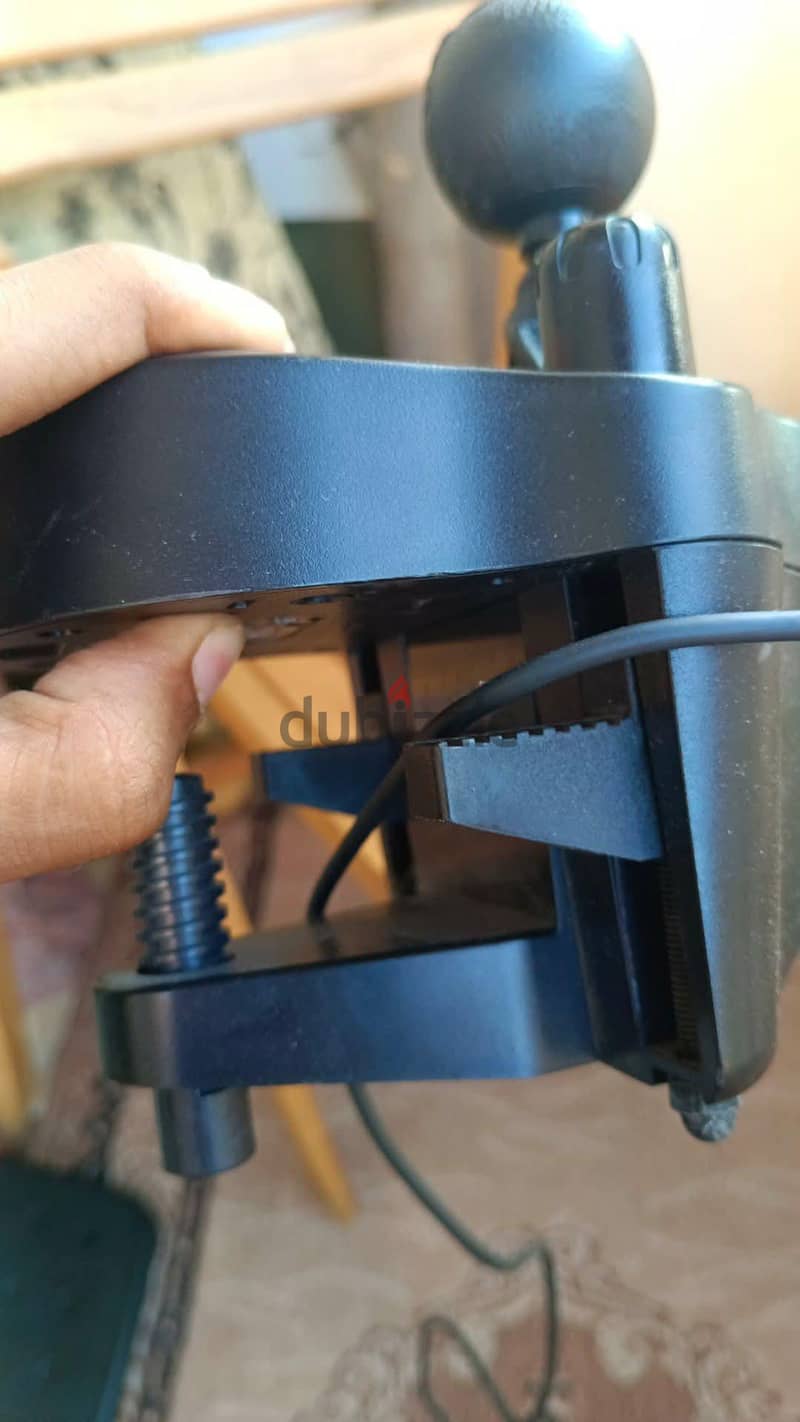Logitech G920 sterring wheel + shifter 13