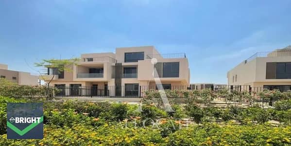 فرصه مميزه للسكن و الاستثمار بنتهاوس بروف خاص | موقع مميز في سوديك إيست