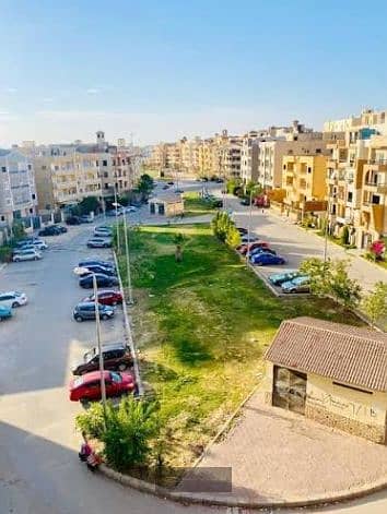 170 sqm apartment for rent—an excellent opportunity—in Sheikh Zayed’s District 16, just minutes from the Dahshur Link.