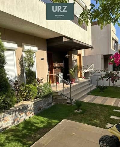 now own a villa with a swimming pool in Sarai Compound next to Spin Madinaty minutes from Swan Lake and close to Mivida