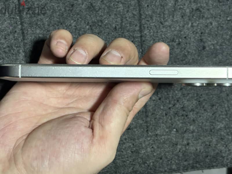 Apple - iPhone 15 Pro Max 3
