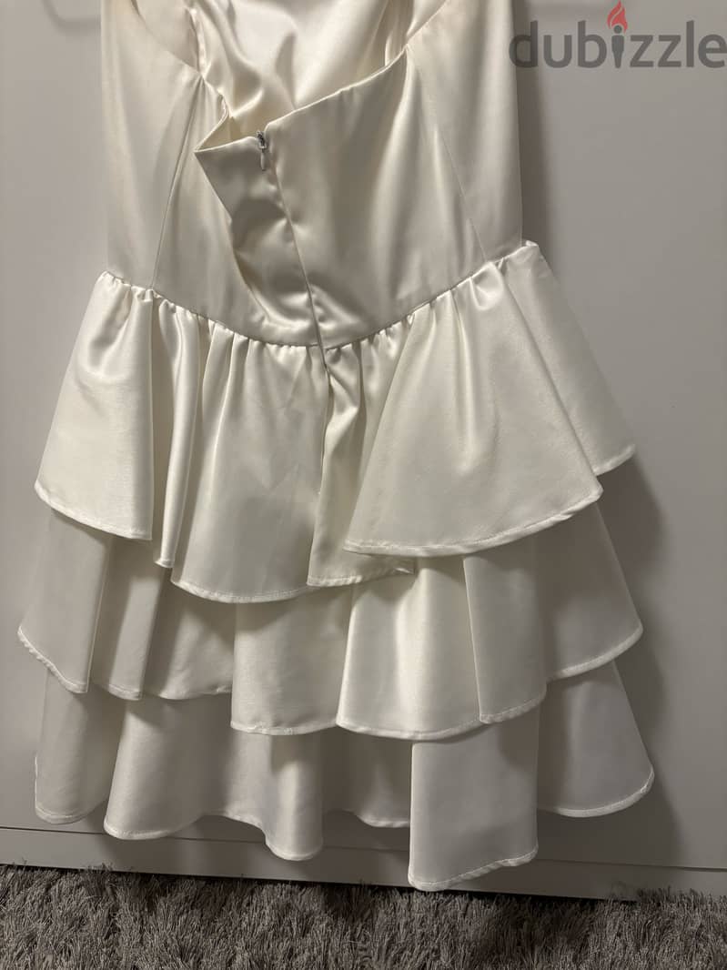 Elegant dress 1