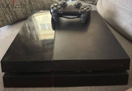 PlayStation 4 fat used 500GB