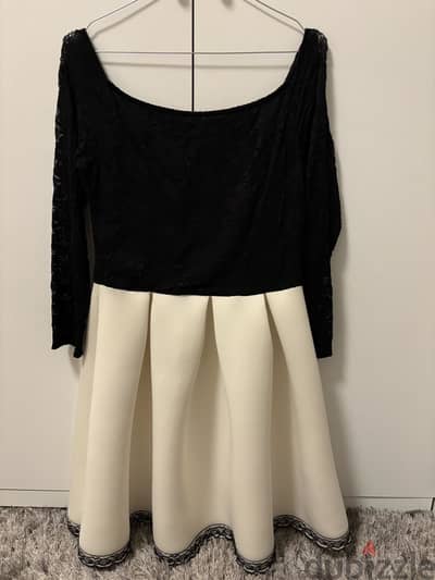 Chic dress