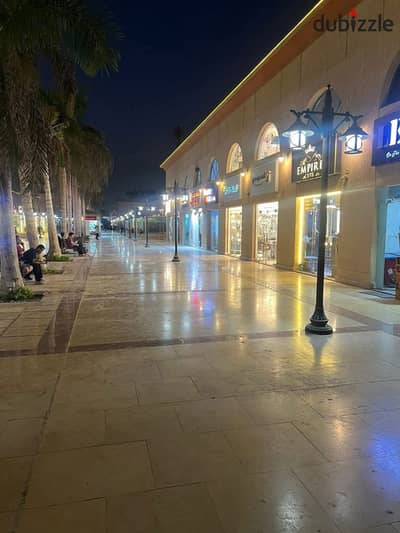 محل للايجار فى السوق الشرقي قطاع B في مدينة الرحاب بمووقع حيوى