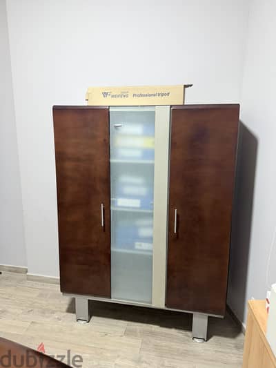 Office Furniture for Sale - مكاتب للبيع