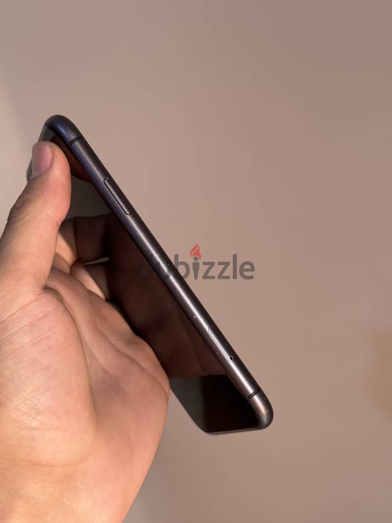 آبل - آيفون 11 2