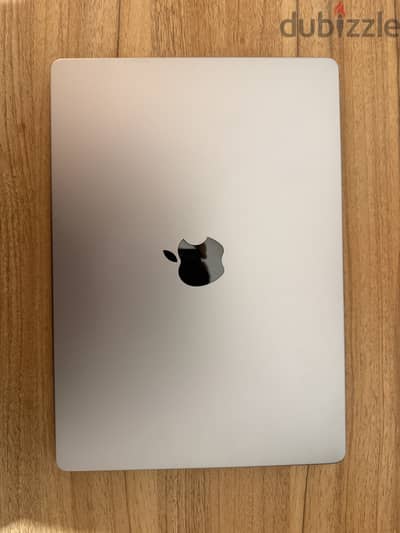 MacBook Pro 14 M1 Pro 16/512 – حالة ممتازة + شاحن أصلي 67W وماج سيف