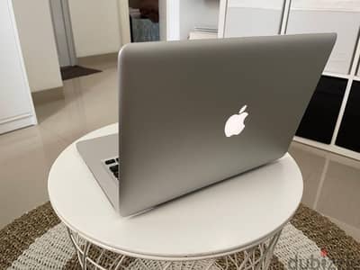 مثل الجديد ابل Apple MacBook Pro Core i5