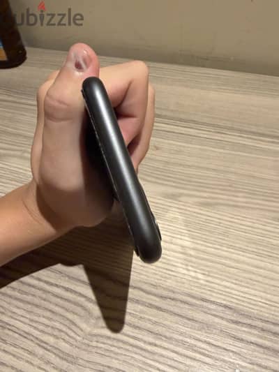 Apple - iPhone 11