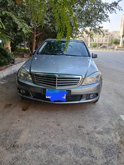 مرسيدس بنز سي 250 2011 كاملة فتحة سقف أعلى فئة مالك اول  Mercedes C250