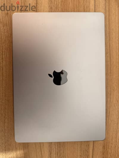 MacBook Pro 14 M1 Pro 16/512 – ممتاز، بطارية 86%، شاحن أصلي + ماج سيف