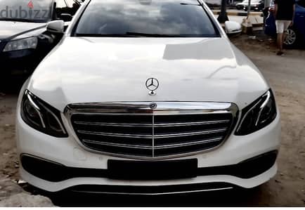 ‏Mercedes للإيجار السائقE 200 mercedes-Benz For Rent