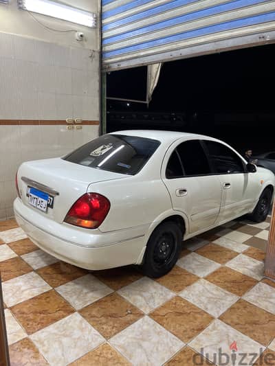 نيسان صني 2004