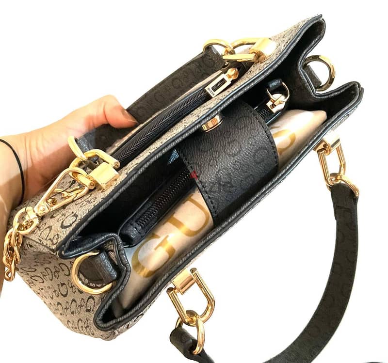 GUESS Satchel 4
