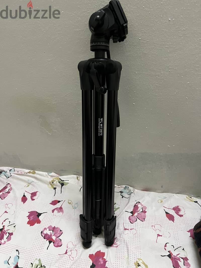 Professional Camera Tripod 2