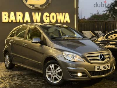 Mercedes-Benz B160 2010