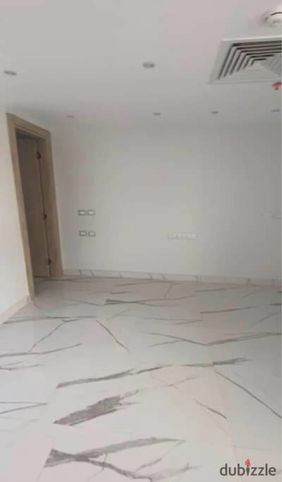 Office or Clinic for Rent in The Gate Mall | Sheikh Zayed | 78 SQM  Description: