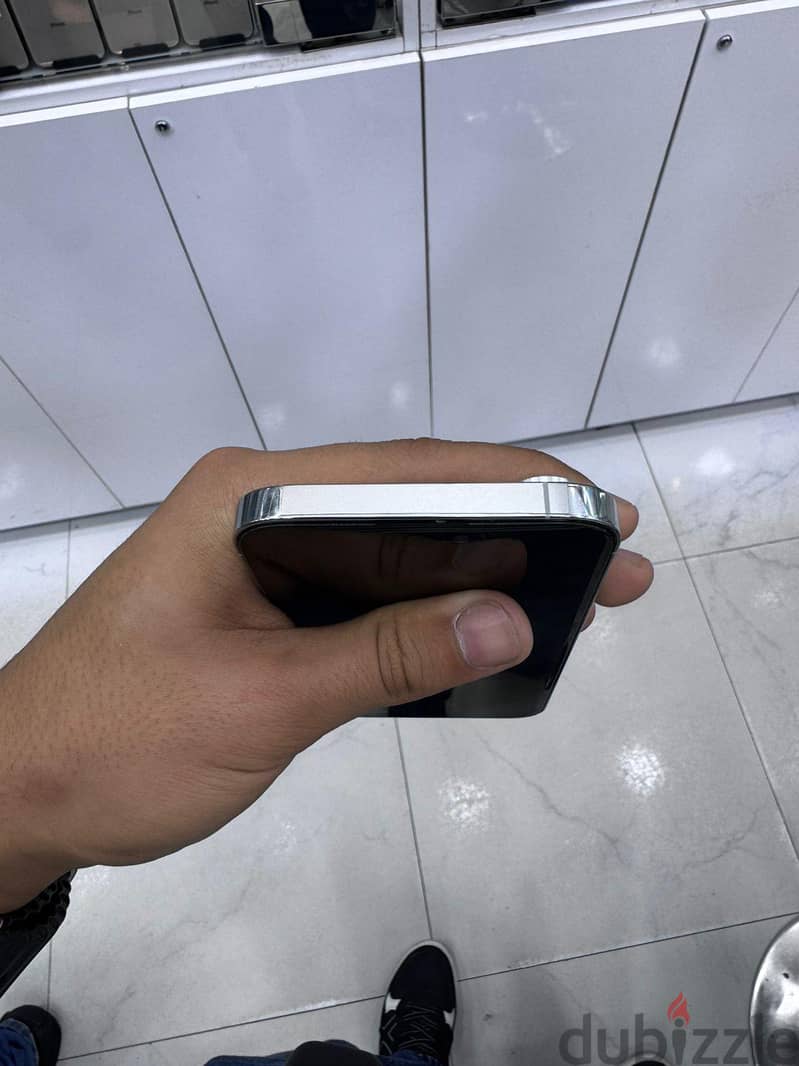 Apple - iPhone 14 Pro Max 4