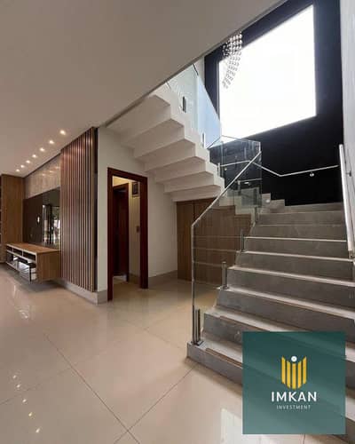 "iVilla" for sale on an installment plan—finished to ultra-super-lux standards—featuring 4 bedrooms, a private swimming pool, and a private garden, lo
