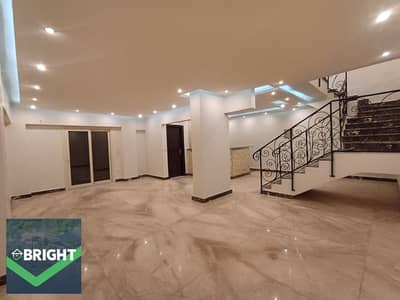 Duplex for sale, finished, 335 meters and garden 130 meters, private entrance, Al-Banfsaj, Buildings, Fifth Settlement