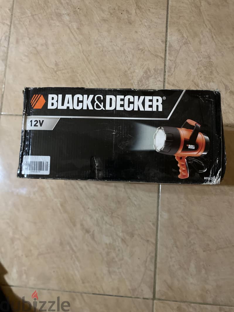 Black and decker flashlight 1