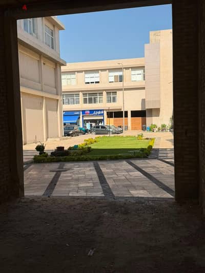 محل تجاري للإيجار في كارما 4 | دور أرضي | 68م