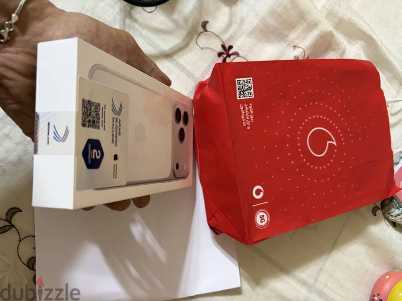 Apple - iPhone 17 Pro Max 1