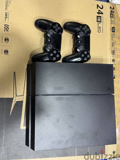 Ps4 +2 controllers