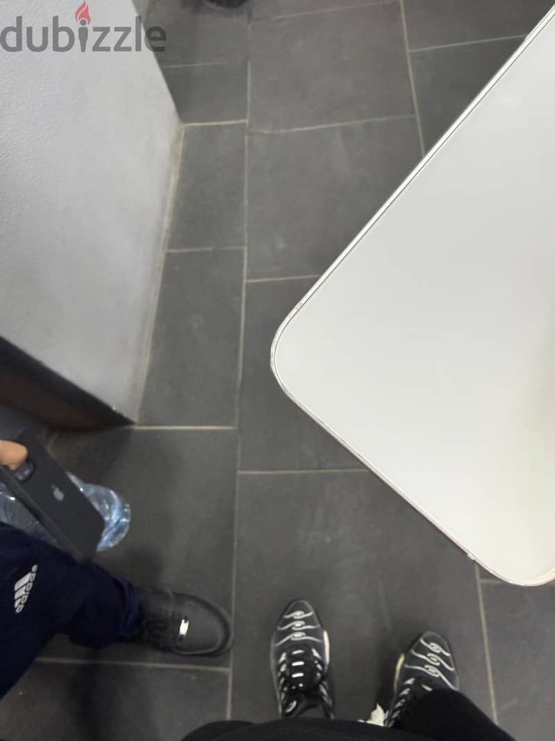 Apple - iPhone 14 used white 1