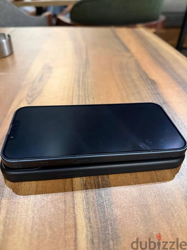 IPhone 13 3