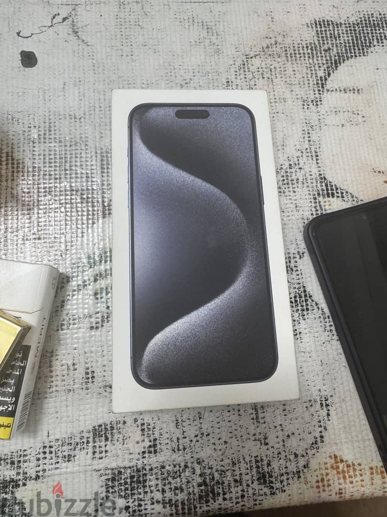 Apple - iPhone 15 Pro Max 2