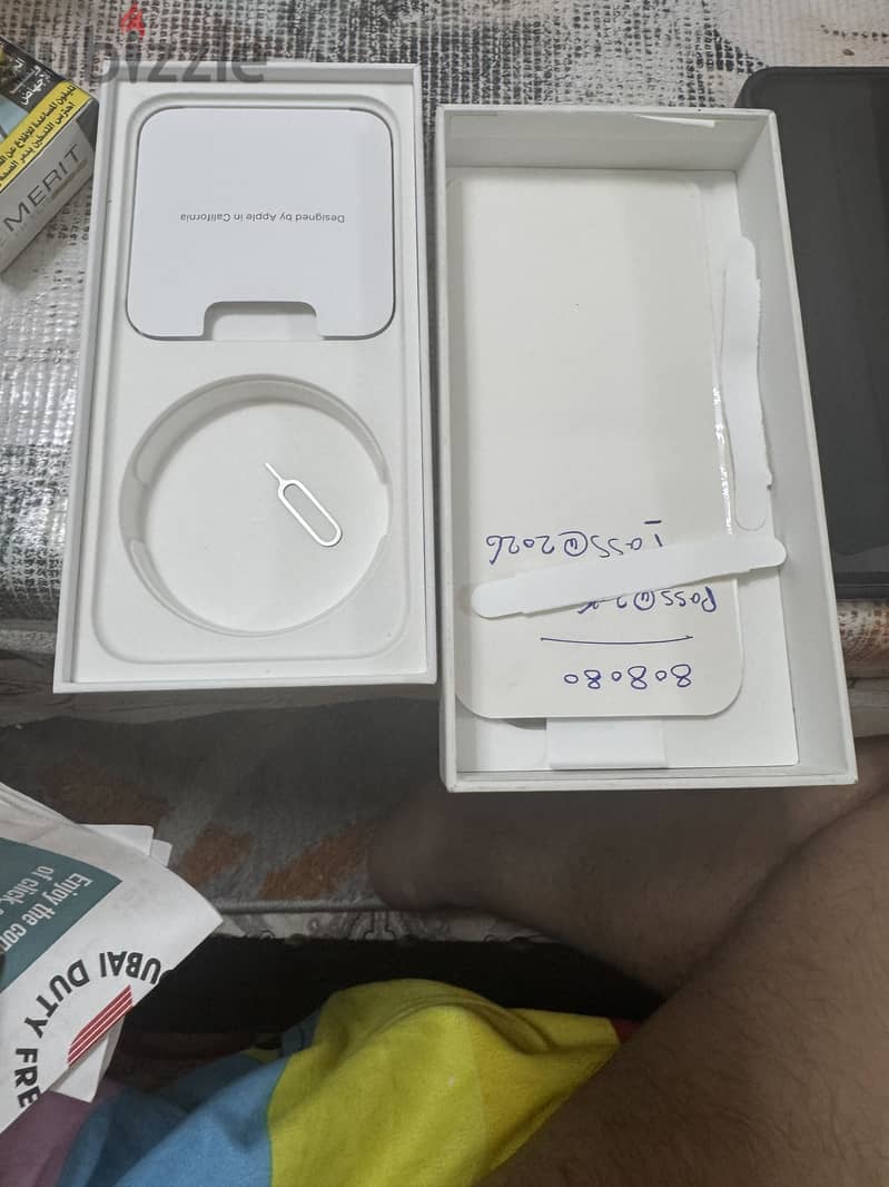 Apple - iPhone 15 Pro Max 3