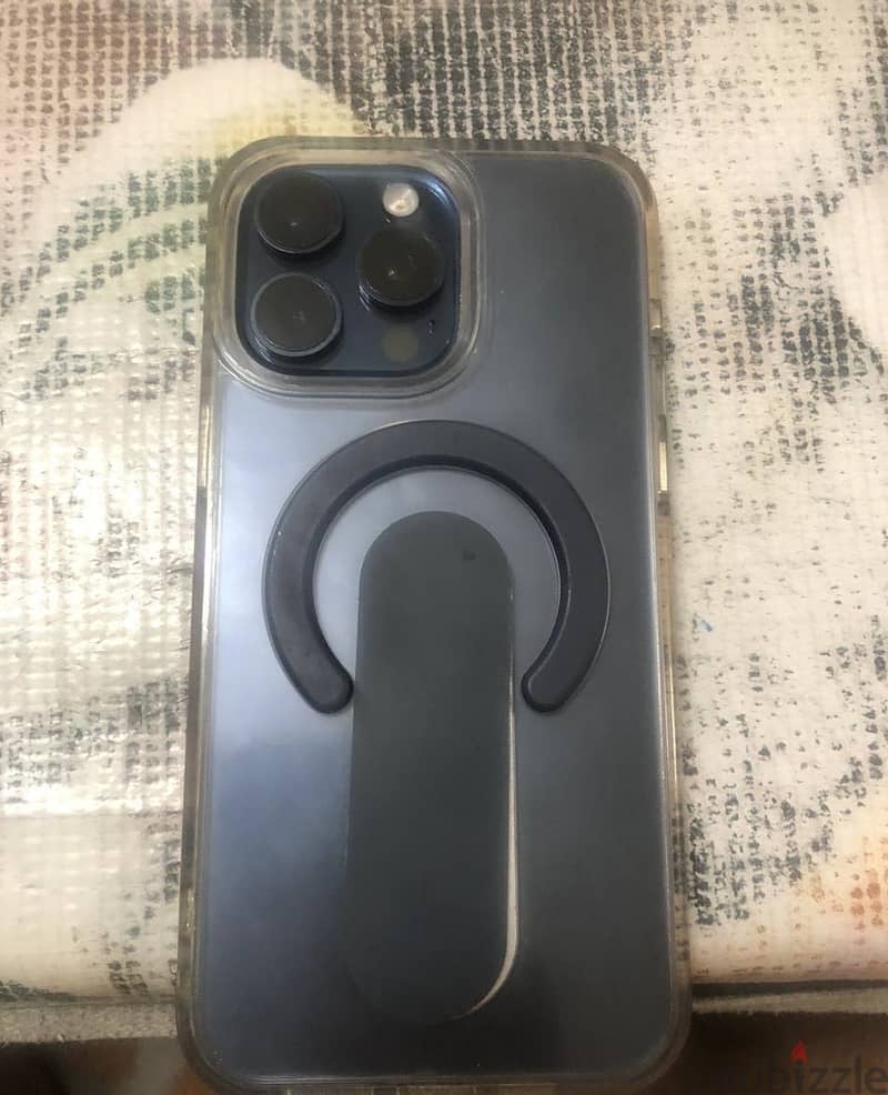 Apple - iPhone 15 Pro Max 5