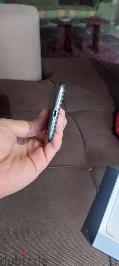 Apple - iPhone 11