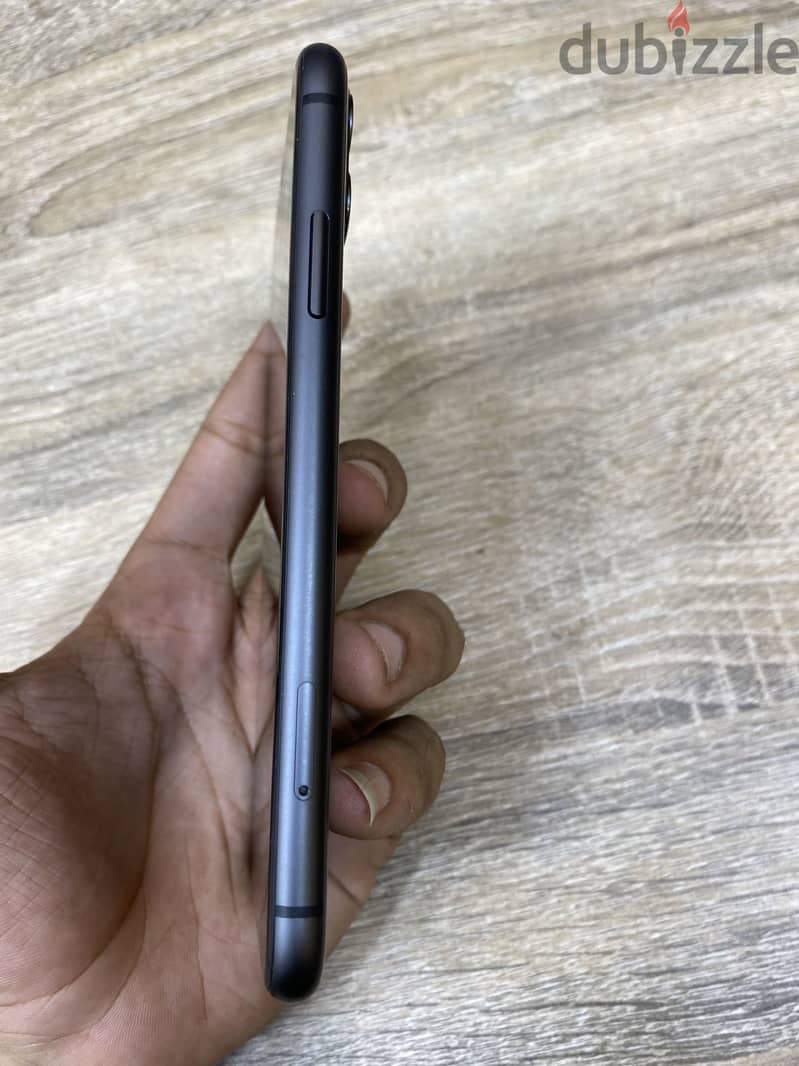 Apple - iPhone 11 2