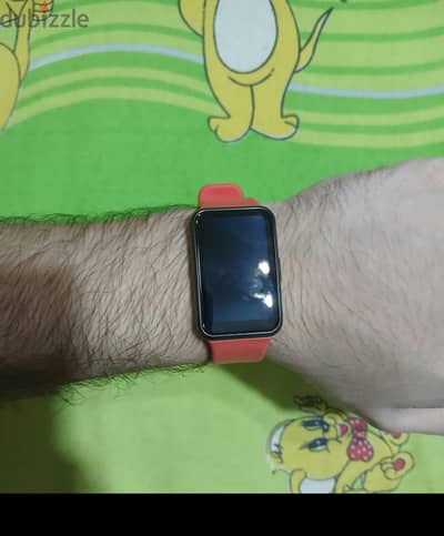 huawei watch fit new   بحاله ممتازه +شاحن اصلي